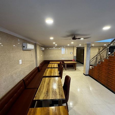 Hotel Walk Inn Faridabad Luaran gambar