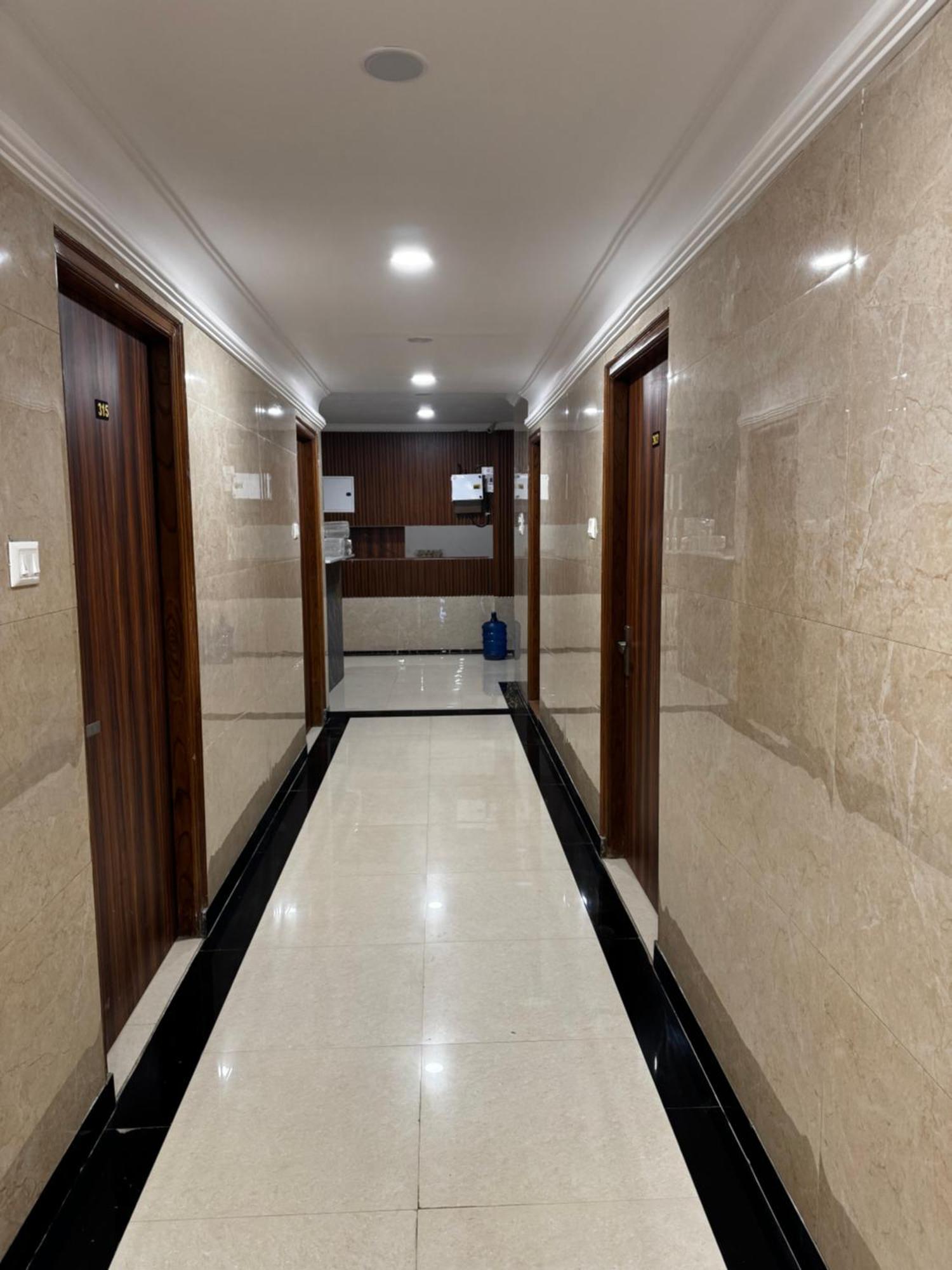 Hotel Walk Inn Faridabad Luaran gambar