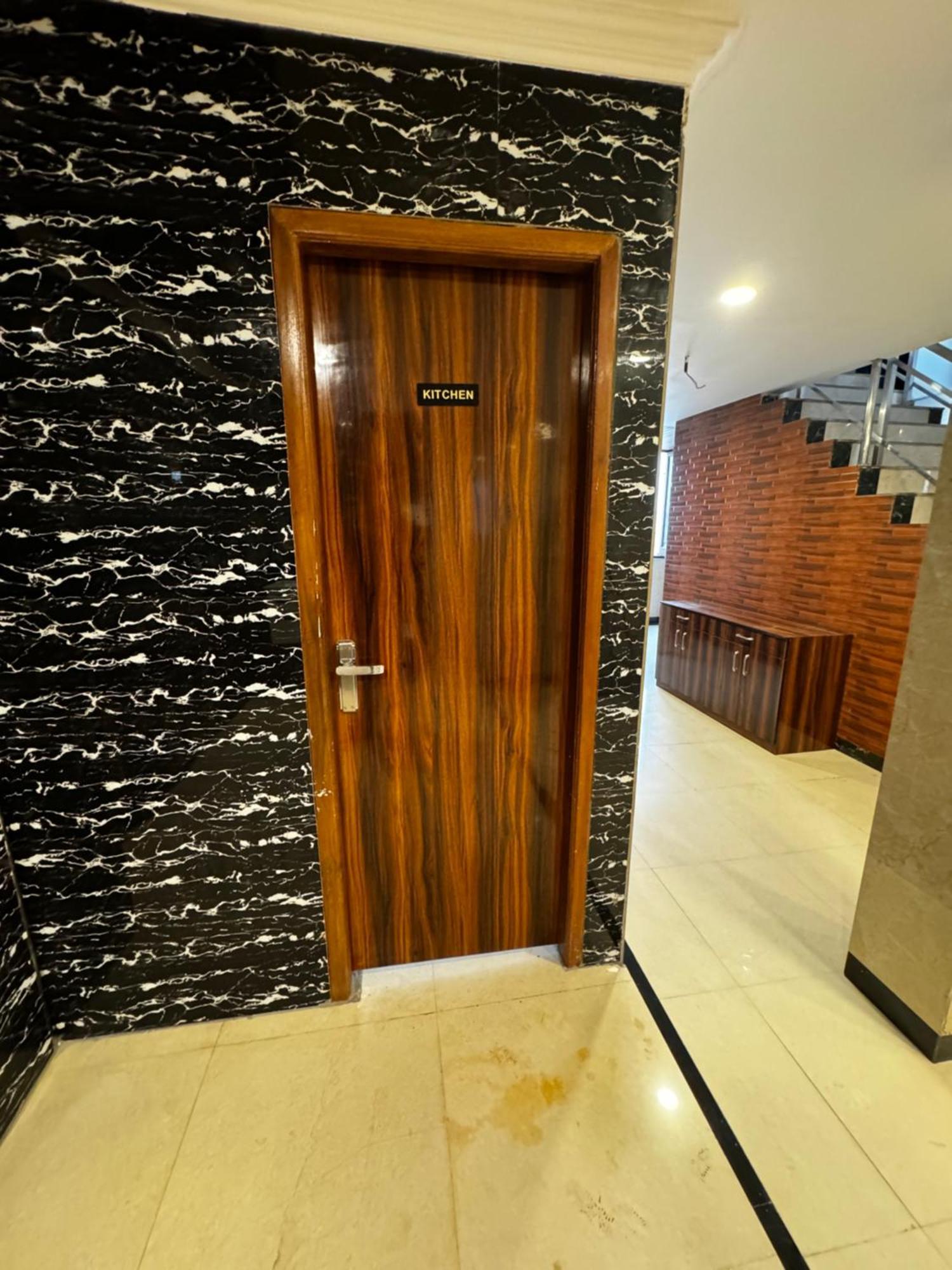 Hotel Walk Inn Faridabad Luaran gambar