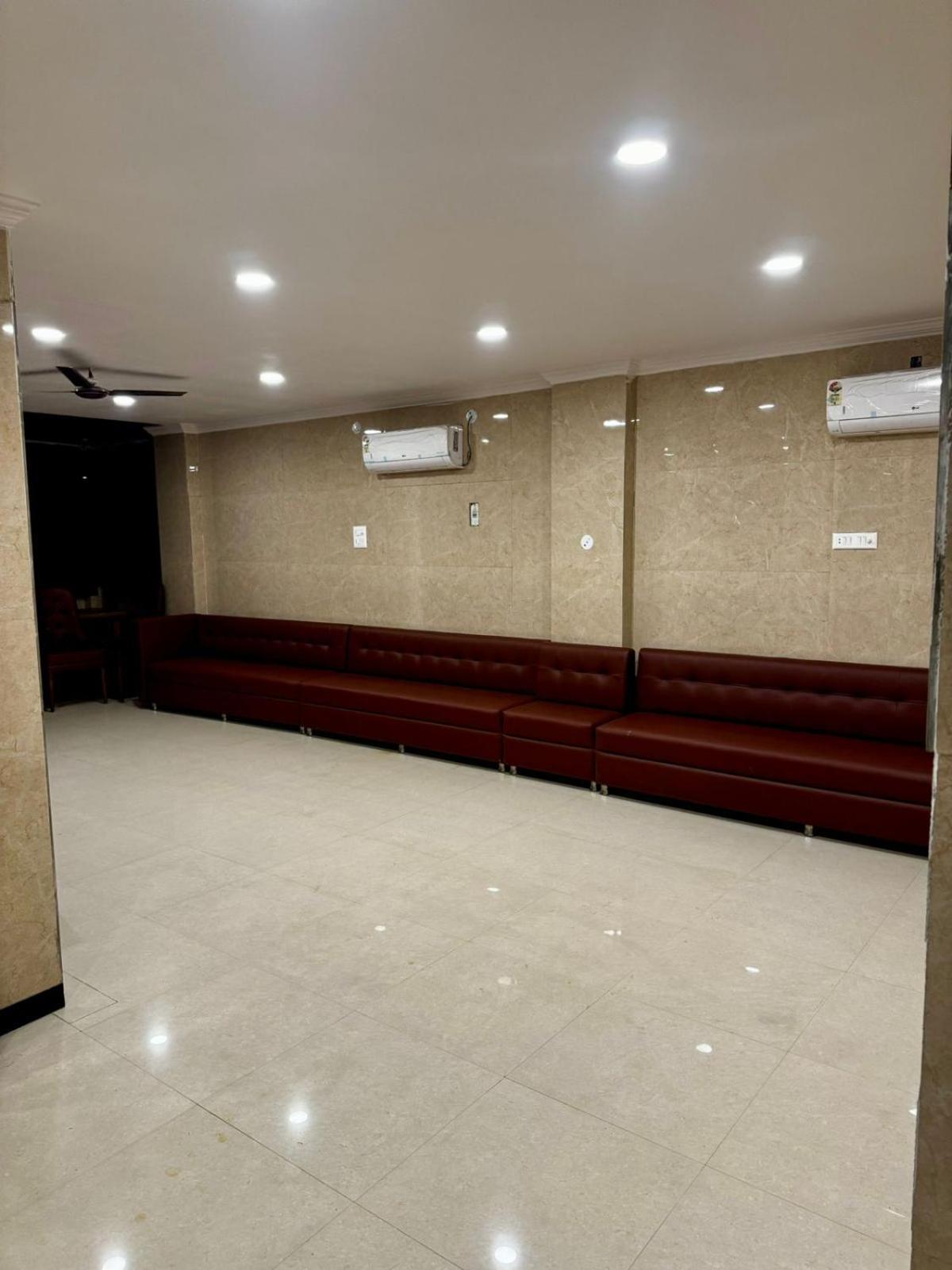 Hotel Walk Inn Faridabad Luaran gambar